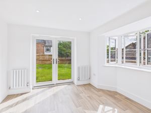 Dining Room - click for photo gallery